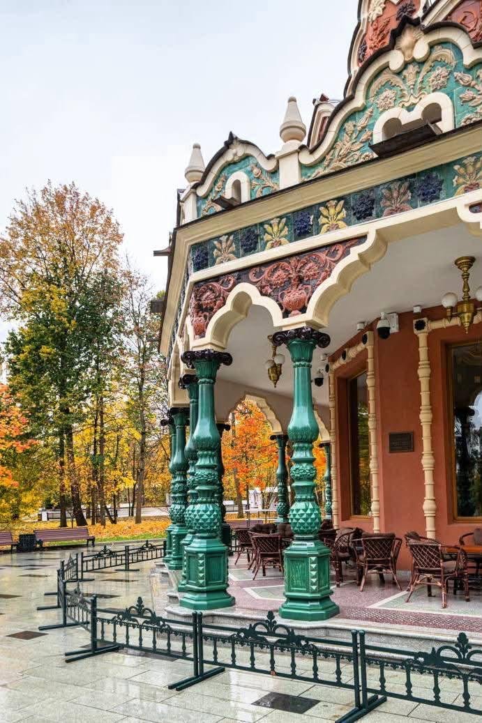 Nadezdamr's tweet photo. Чайная Нитка на ВДНХ - это, конечно, круто , но а как же Главтабак ? Здесь целые чайные церемонии!
#ВДНХ #осень 🍁🍂🍁 https://t.co/gSeaMvNa44