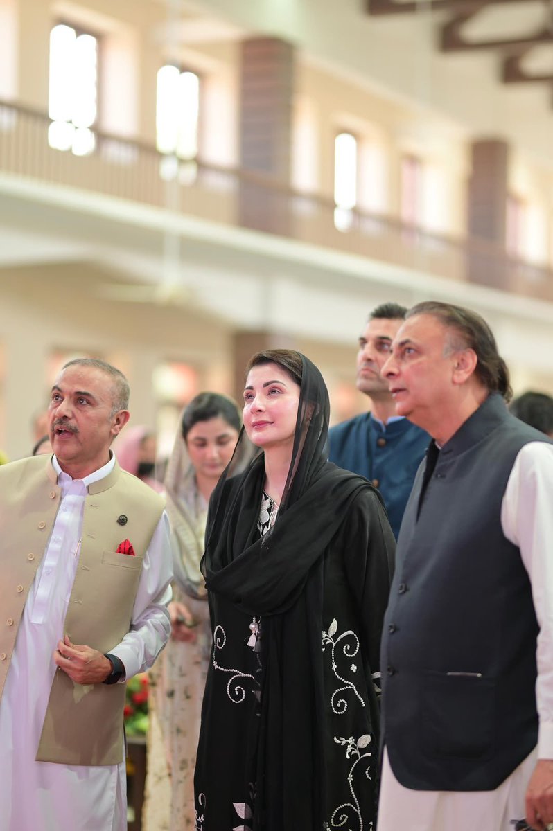 mdon80032's tweet photo. وزیر اعلیٰ مریم نواز شریف منڈی بہاؤالدین میں جامعہ رسول پہنچیں اور جامعہ رسول اور رسول میڈیکل کالج کا افتتاح کیا۔🤍🖤
@MaryamNSharif https://t.co/L4vUA49jgk