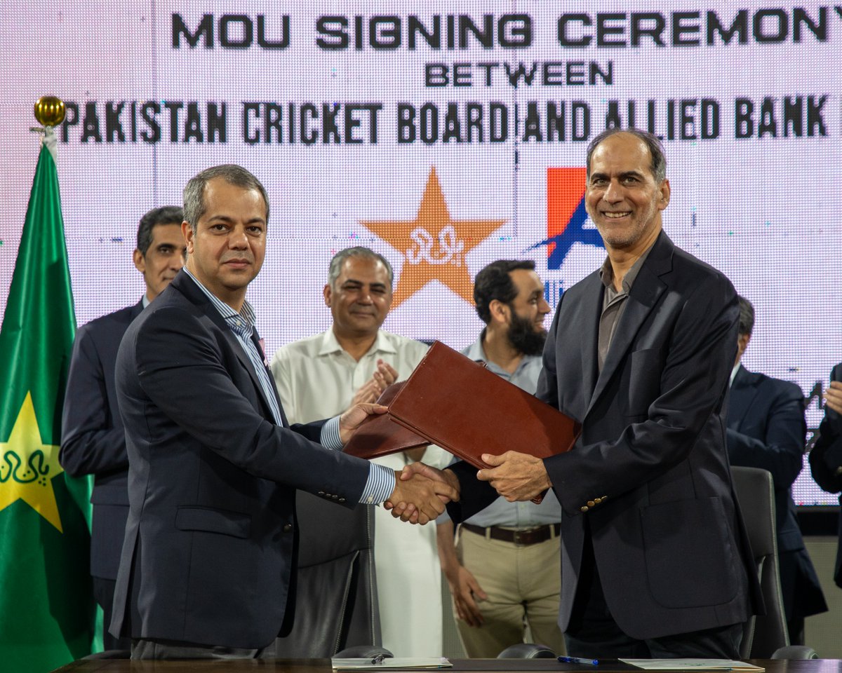 TheRealPCB's tweet photo. Empowering Pakistan cricket's future at the grassroots level 🏏

PCB COO Sumair Ahmed Syed and Allied Bank Limited Chief North CRBG Abid Anwar sign MoU in the distinguished presence of PCB Chairman Mohsin Naqvi and CEO ABL Aizid Razzaq Gill

#SchoolToStadium | #PCBTalentHunt https://t.co/mvcb4Q358N
