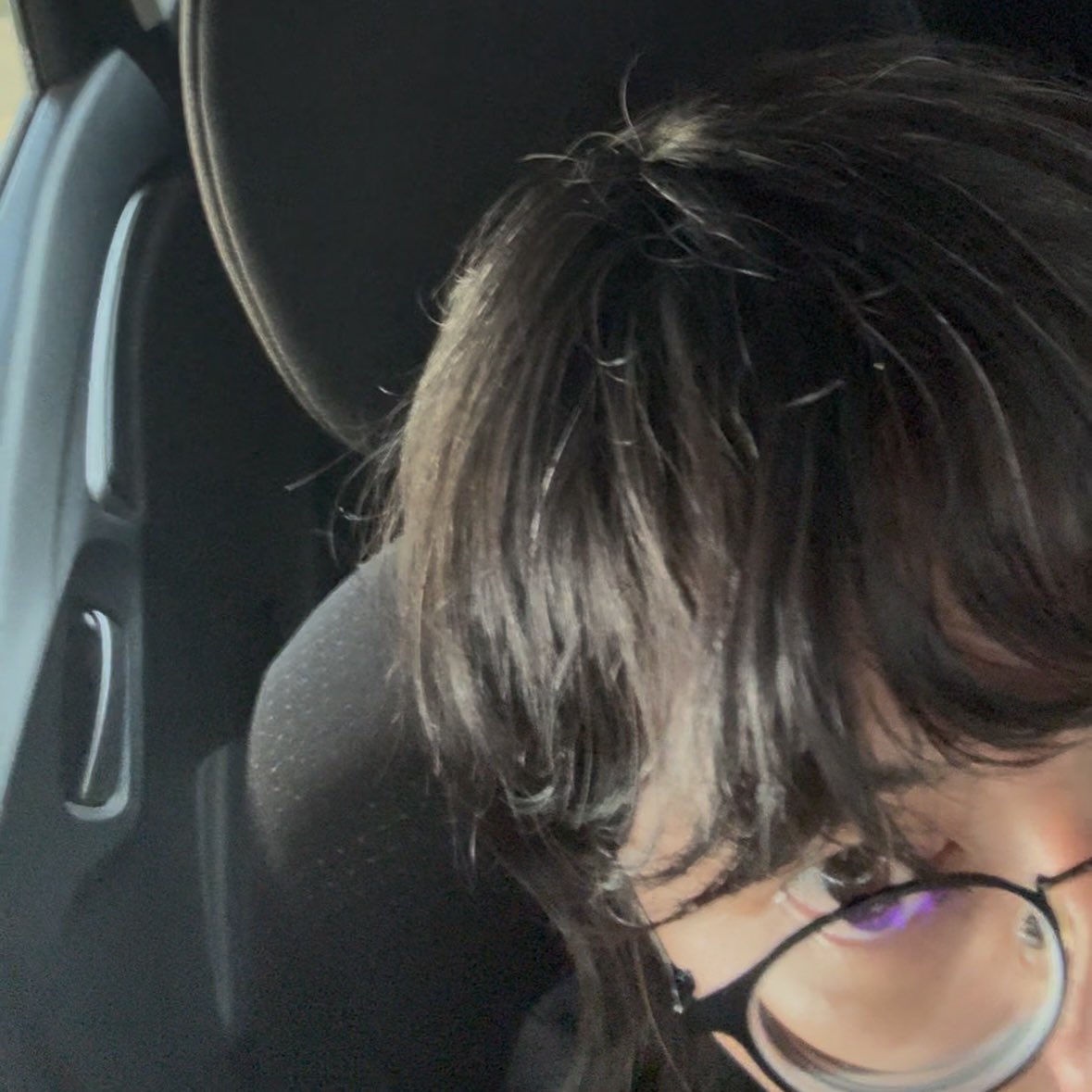 v1dfo's tweet photo. らつおの毛量が減ってる気がする 白髪も多い https://t.co/qi8Otijnqh
