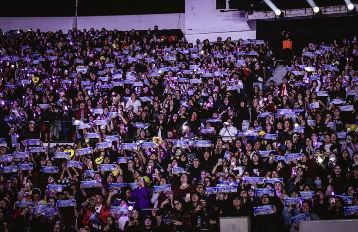 MariaLachimolal's tweet photo. Los fan projects de Colombia, Chile y Argentina en las cuentas oficiales de BTS 💜 https://t.co/tmzE4rVer6