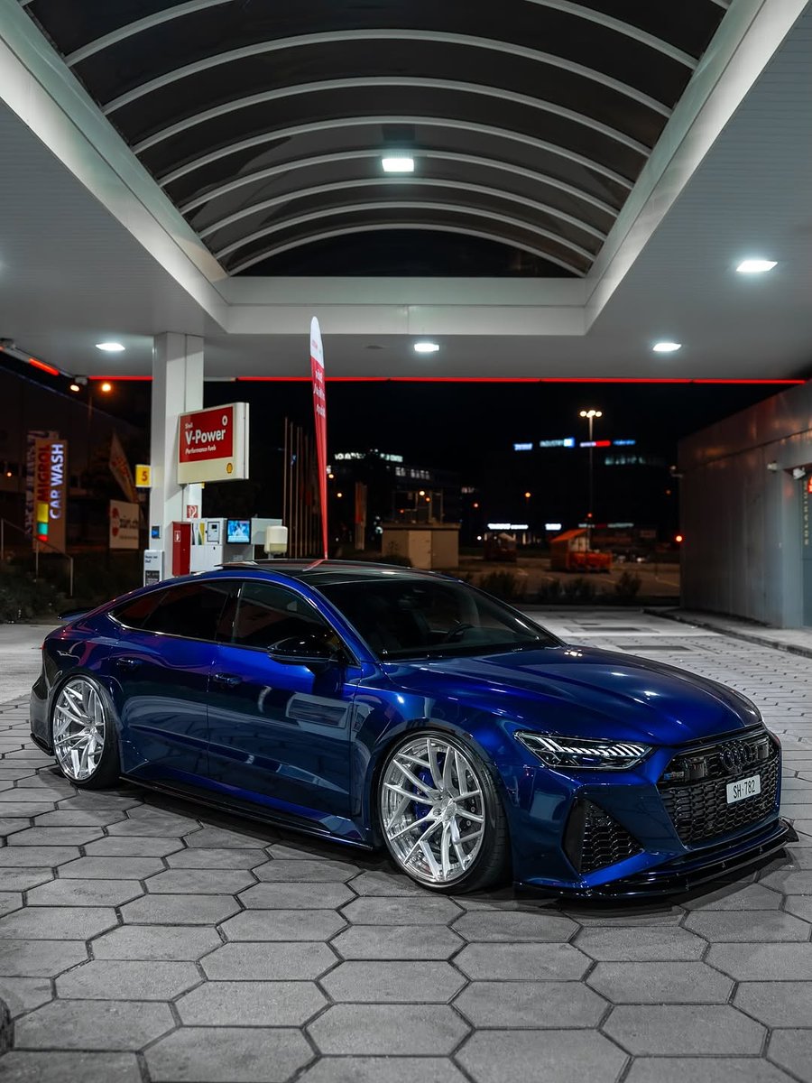 RPMvisualss's tweet photo. Audi RS7 https://t.co/szVCjlAf6w