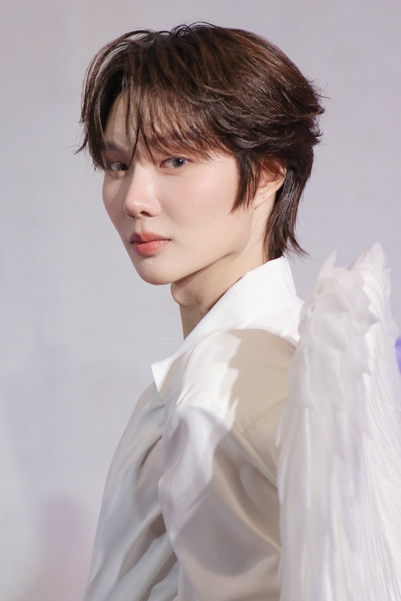 flowerwayforknp's tweet photo. ทุกคนคะเราเจอนางฟ้า 🧚🏻‍♀️🪽✨

KNP OHAE V80
#vivoV80xKengNamping
#nampingster https://t.co/IVzTAQPXw4