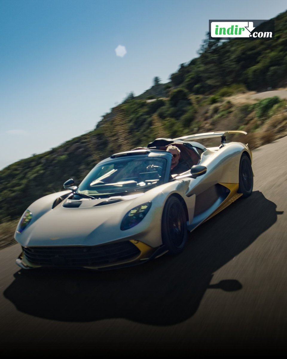 indir_com's tweet photo. Aston Martin, 1.064 beygirlik hibrit Valhalla Spider'ı tanıttı. Tavanı açıkken bile 349 km/s'ye çıkabilen modelin teslimatları 2027'nin üçüncü çeyreğinde başlıyor. #AstonMartin #ValhallaSpider #indircom https://t.co/V06CxmXLXG