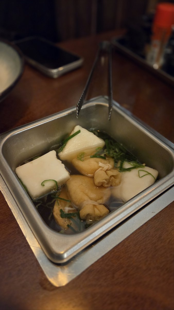 DDDDDDFGG7's tweet photo. 영화보고 술마시러 왓써욘😋 https://t.co/QdaNu2Fcf1