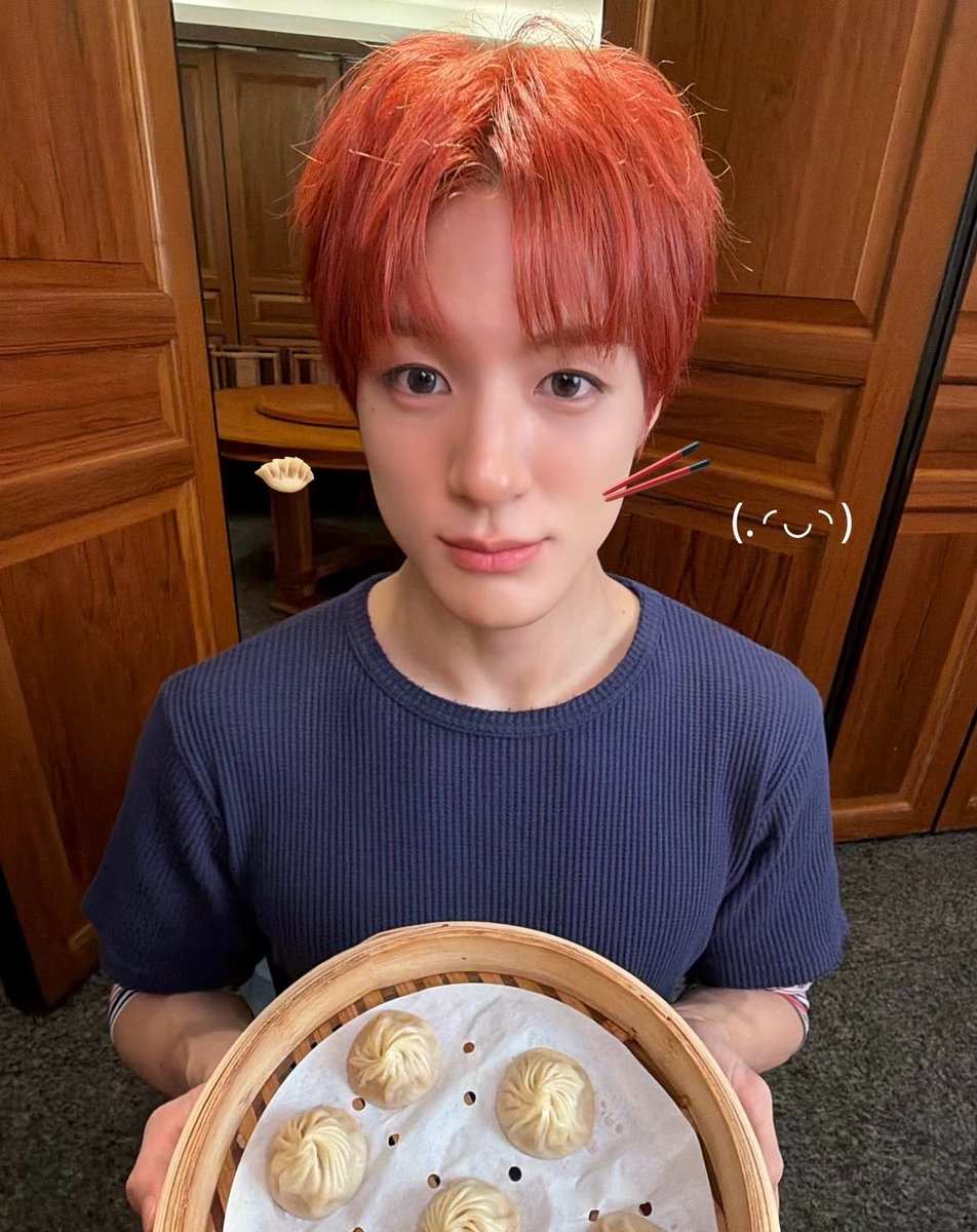 hellrock6ix's tweet photo. “เกี๊ยวร้านนี้อร่อยมากเลยนะคุณ น่ากินมั้ย ><”
“อ๋อ น่ารัก เออ น่ากินครับ ๆ” https://t.co/oG5MCg9yF5