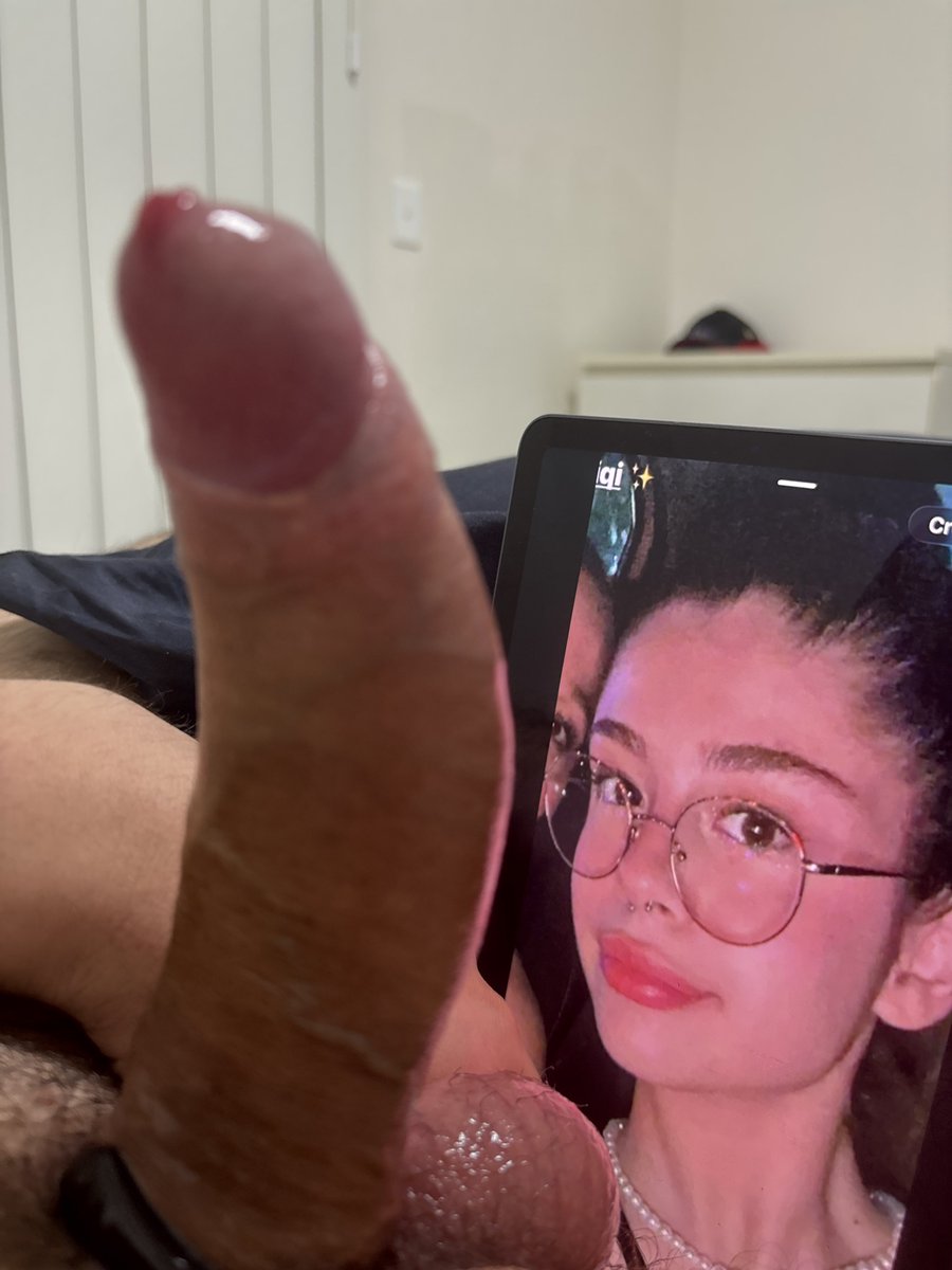 JPStrokes_'s tweet photo. Thick, hard and tribbing right now https://t.co/tECLNQ4FZl