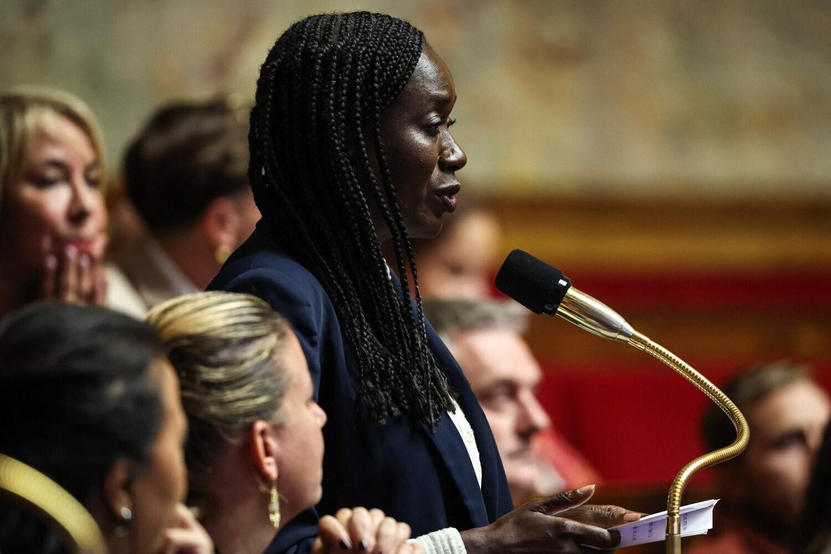 humanite_fr's tweet photo. Après l’attentat de Trappes, le gouvernement protège le RN et attaque la gauche 

➡️ https://t.co/L1heDtjsOO https://t.co/TtjQDFlKlD