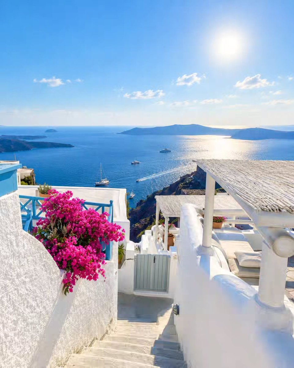 sweetDonut88's tweet photo. 📍 Santorini, Greece https://t.co/3n9jaxNBjm