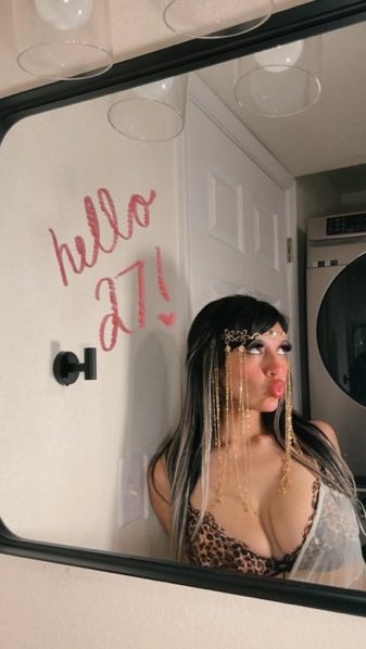 Sedlolff's tweet photo. Bday girl 🧒 

Send pics for free today , dm https://t.co/00H5iREd7P