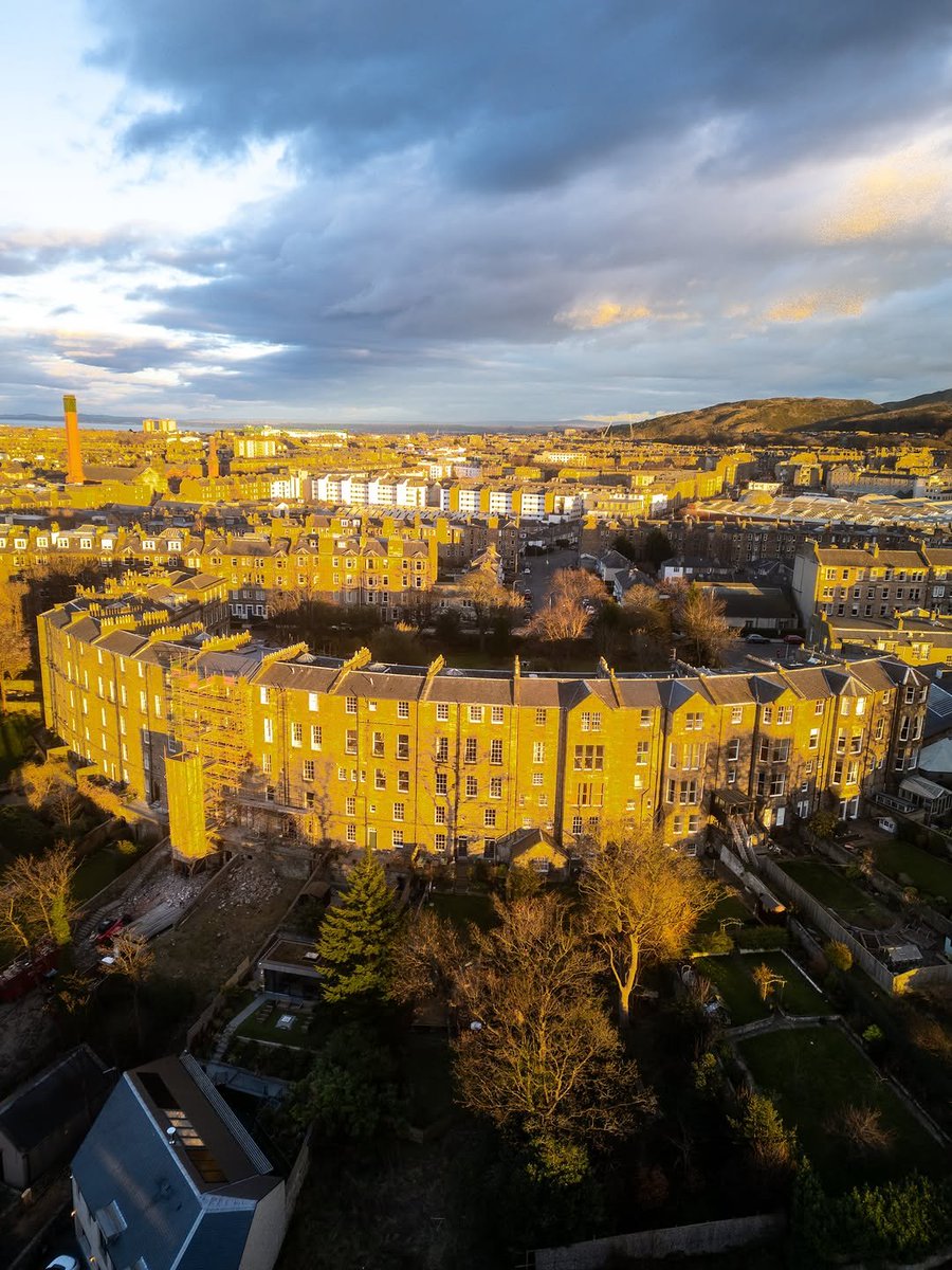 sweetDonut88's tweet photo. 📍 Edinburgh, Scotland https://t.co/KJHsfKQywb