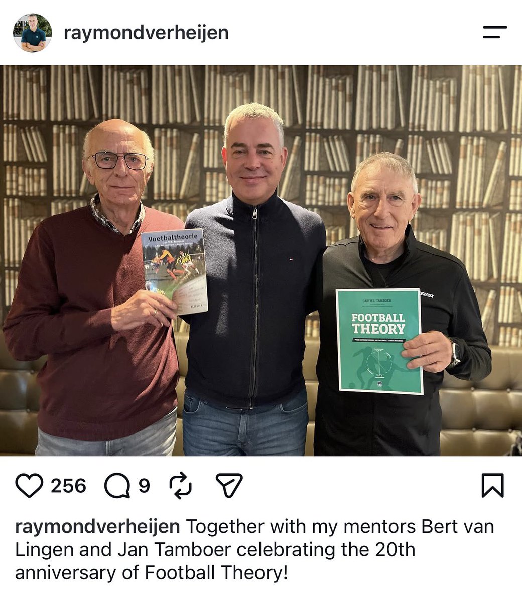 ruangtaktik's tweet photo. The real filsuf Belanda, Jan Tamboer. Football Theory ini banyak dikutip federasi sepakbola. Termasuk Verheijen &amp; Rene Maric di buku paling barunya. Kurang lebih menyamakan apa itu sepak bola. Ini jadi alasan kenapa kalo praktisi yg jelaskan, tidak bias. https://t.co/f5nGYOF32l