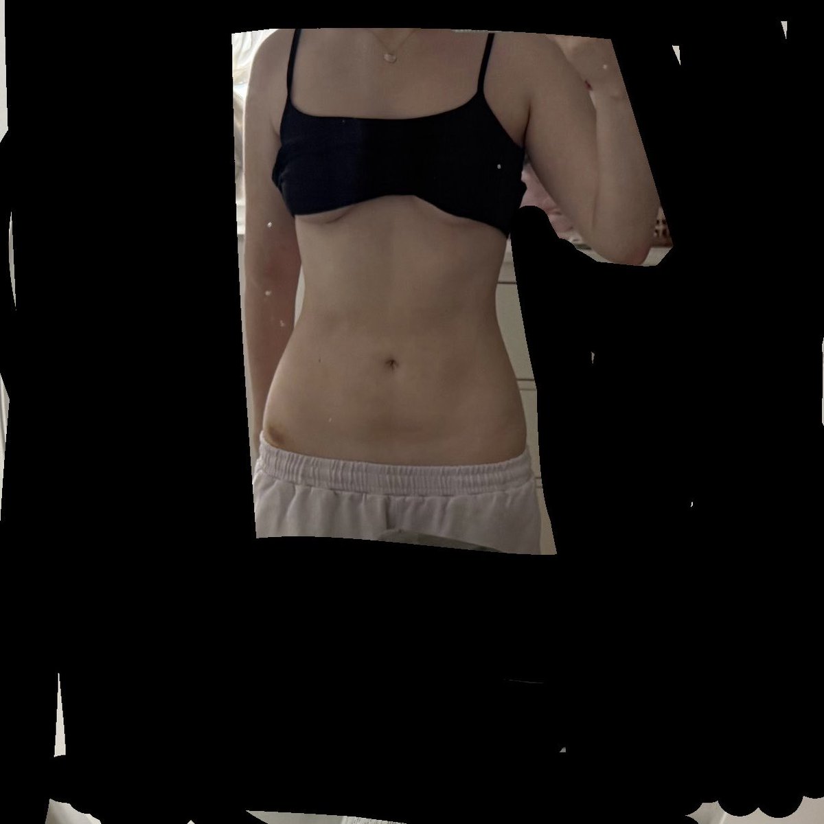 chardiaryy's tweet photo. Do yall see a difference or am I insane for thinking I look the same?? 

#edtwt #weightloss https://t.co/FYwC4nnuFK