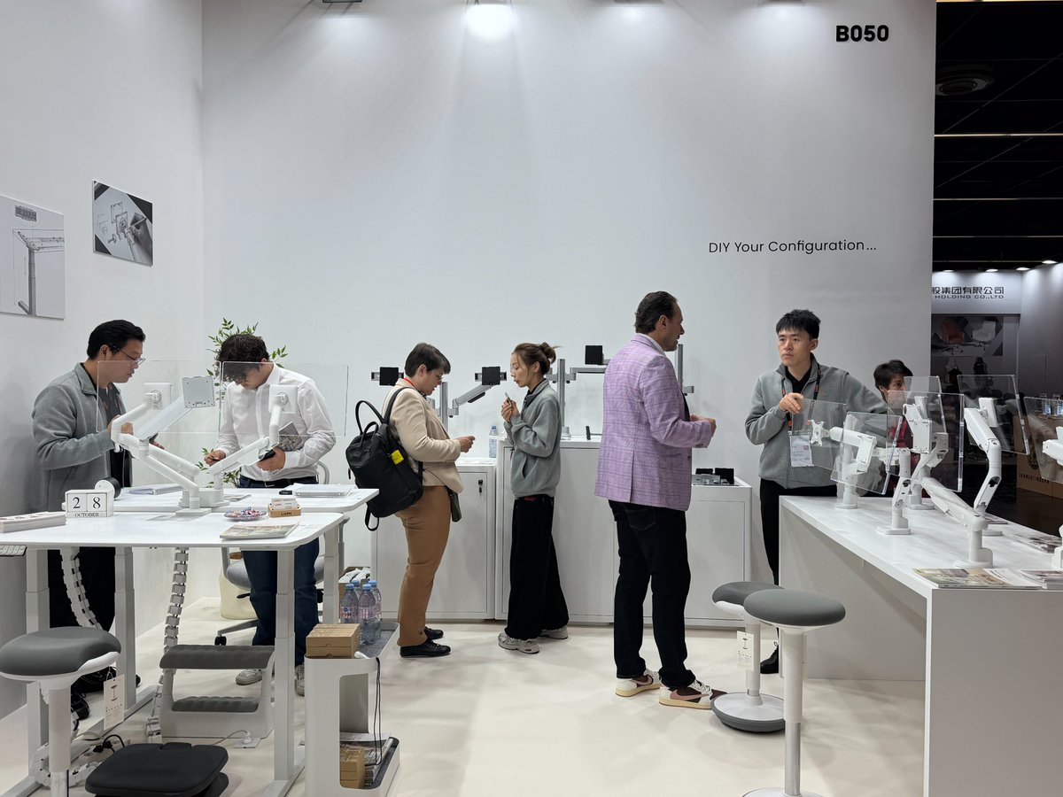 Lumi_Legend's tweet photo. 🌟 Meet LUMI at ORGATEC 2026, Oct 27–30, Koelnmesse, Hall 5.2, Booth B050. Discover ergonomic workspace, office furniture, desk organization and storage solutions.
#LUMI #ORGATEC2026 #OfficeFurniture #ErgonomicWorkspace https://t.co/flDFJJkG3s