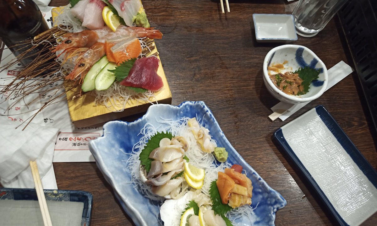 Erlkoenigjp's tweet photo. エロキング・ランチ https://t.co/EGQfQszkXG