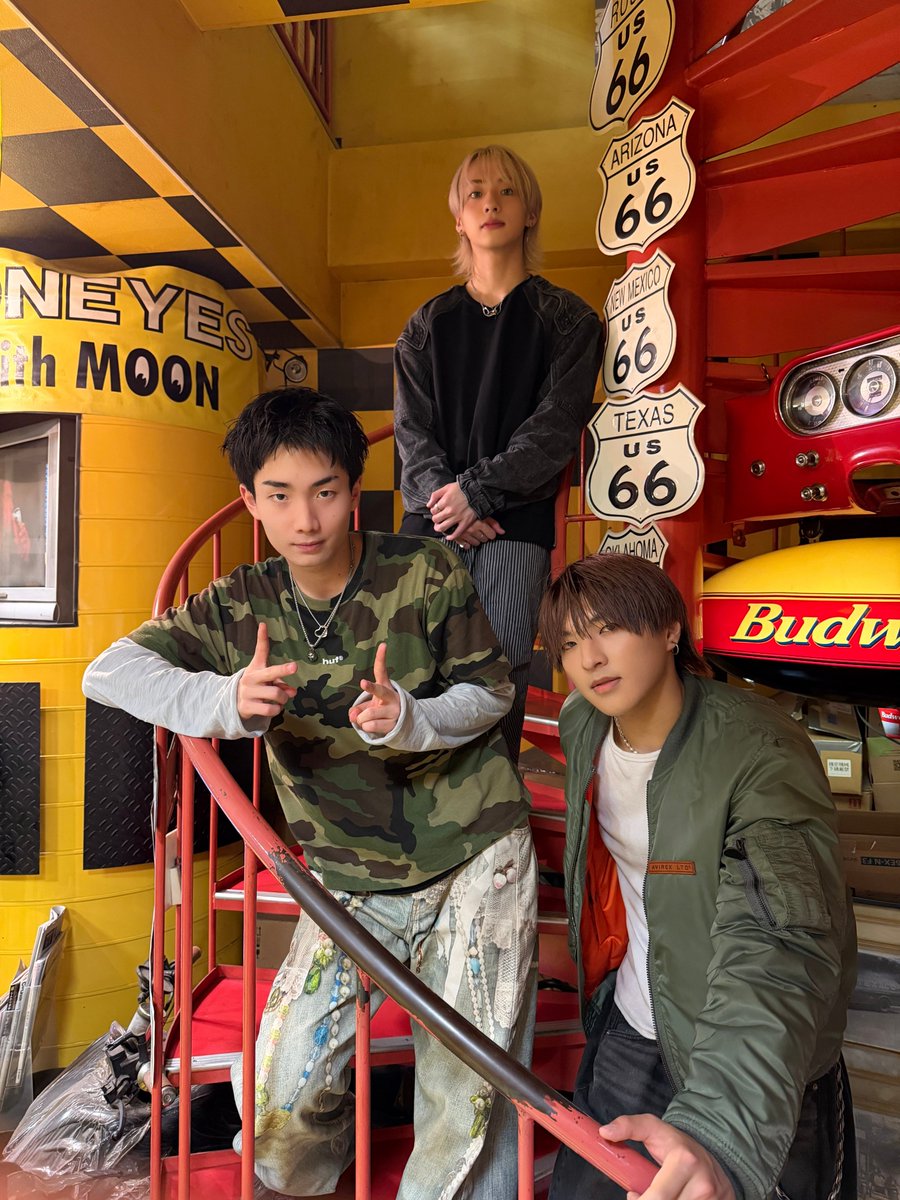 besttedofficial's tweet photo. ［🎬️］

GANMI『CAR CHASE feat. Bestted, Salajin』
Music Video OUT NOW✨️🚘️

Please check it!!!!!!!!!!
https://t.co/0auMg5bYU9

11周年、本当におめでとうございます🎉

このような大切な節目の作品に携わらせていただけたこと、本当に嬉しく、光栄です！
GANMIの皆様とこうして作品を作ることは、僕たち3人の夢でした。
今回その夢が叶って、本当に嬉しかったです…

また皆様と一緒にステージに立てるよう、これからも頑張ります🔥

@ganmi_official

#GANMI
#Bestted
#Salajin