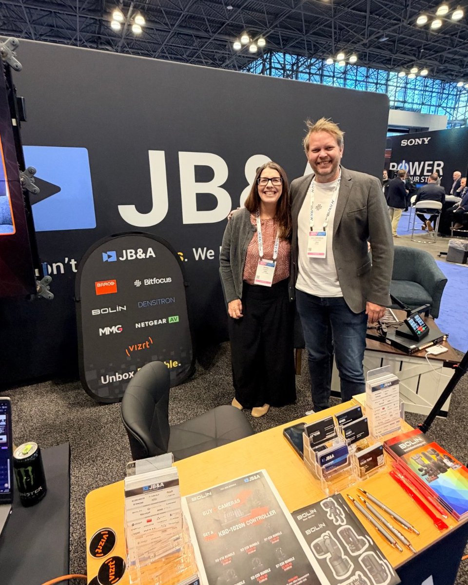 bitfocusio's tweet photo. A busy few days at @NABShow New York! 🗽

Our CEO, Ole-Andreas Løvland, joined our North American partner JB&amp;A for a packed show and plenty of great conversations.

Big thanks to Maria Casey and the JB&amp;A team for having us!

#BitfocusButtons #NABShowNY https://t.co/F2kDlY6q5u