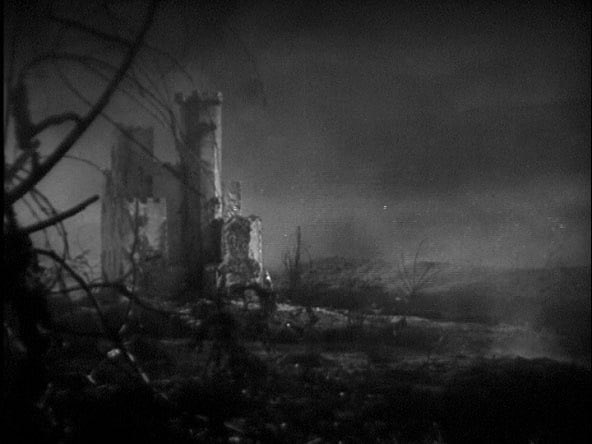corleonedaria's tweet photo. The Fall of the House of Usher (1928) directed by Jean Epstein https://t.co/SnCJm0R8dT