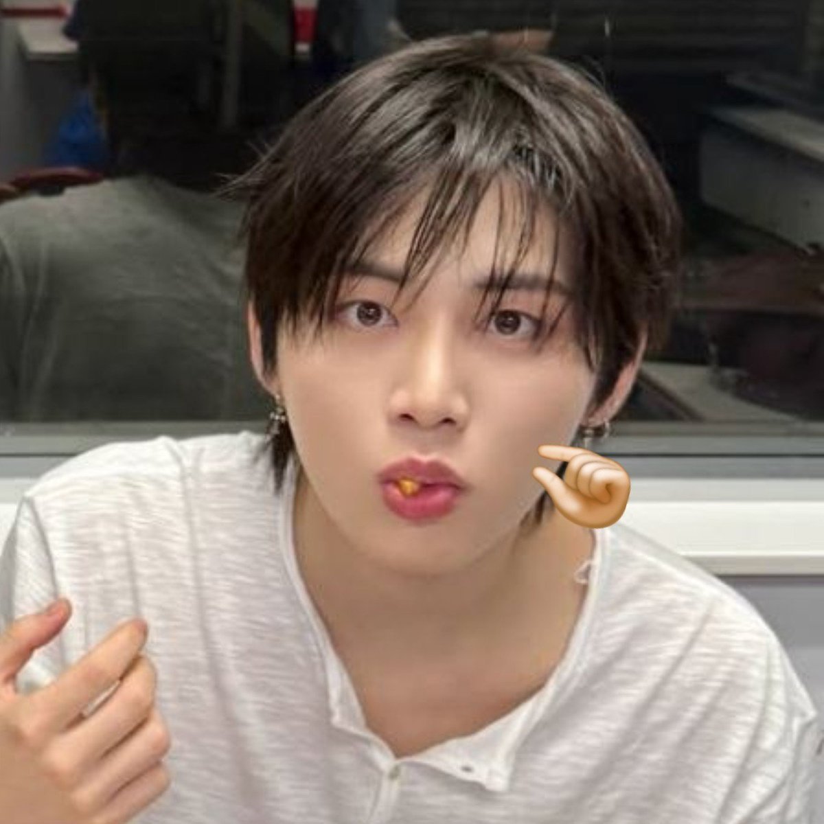 leehantopia's tweet photo. GEMES BANGET 😭😭😭😭😭 https://t.co/GdCTbcnNUt