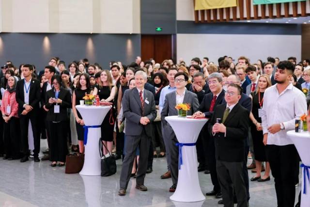 thisisGBA's tweet photo. #Legal | 🏛️ The 2026 FDI Moot global finals opened in #Shenzhen (Oct 23–27) — the first time in #China! Nearly 400 law students from 33 countries are competing in English. #SCIA noted this marks a historic moment for Shenzhen's role in global arbitration. In 2025, SCIA handled 14,000+ cases worth 154.3 billion yuan. ⚖️

https://t.co/g9HJ374vx1

#FDIMoot #Arbitration #InternationalLaw