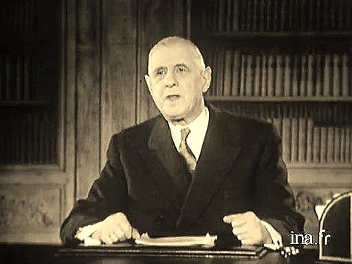 MariePrieu5530's tweet photo. Le 28 octobre 1962, les Français ont participé à un référendum historique sur l'élection du président de la République au suffrage universel direct.
#elections #suffrage #degaulle https://t.co/KMLvAgQ7dD
