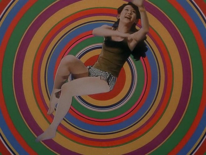 Gibboanxious's tweet photo. Hausu (1977)

dir. Nobuhiko Obayashi https://t.co/wFBRE0ORJT