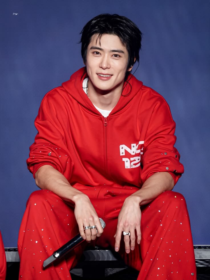 bron__z's tweet photo. eu fico DOENTE com o quanto o jaehyun parece o bicho do roblox https://t.co/BH3MWfSdnF