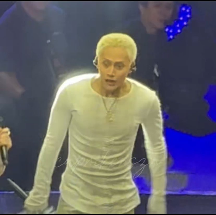 krstnrrae's tweet photo. alam niyo na bat mas poker face na si Ken ngayon. Kasi pag nawawala sha sa branding, natatanggal angas niya + memeable talaga sha hahhahaahhahaha https://t.co/kW2GCbioo0