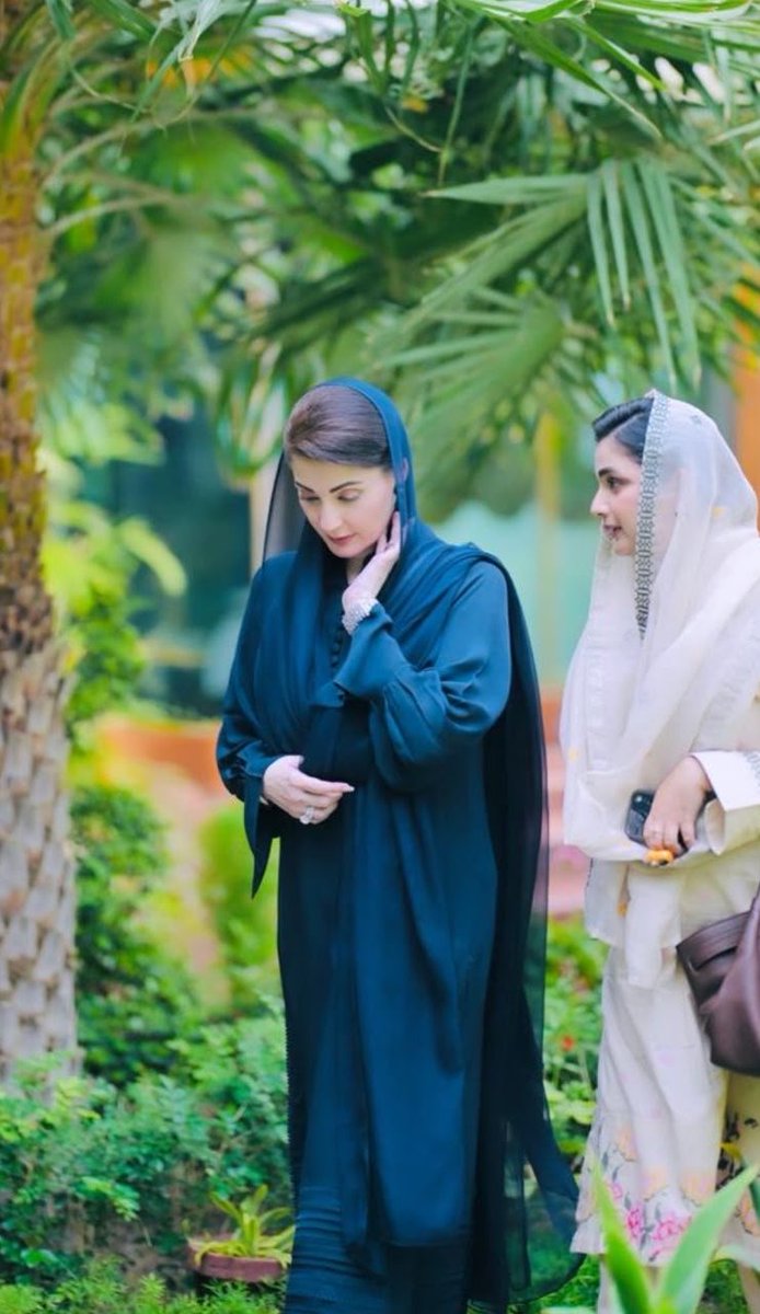 SaniaaAshiq's tweet photo. Happy birthday, madam Chief Minister Maryam Nawaz Sharif. 
It is an honour to work under your leadership. Your dedication to the people of Punjab, especially its women, children and those who need support most, shows me every day what service really means. Thank you for the trust and the inspiration. May Allah bless you with good health, happiness and countless more years of success.