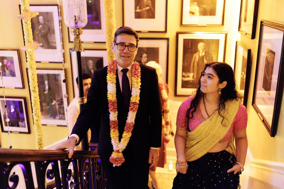 UKinIndia's tweet photo. Diwali at 10 Downing Street in London 🪔 🪔 🪔

Prime Minister Andy Burnham and his wife Marie-France van Heel lit diyas and joined the Indian diaspora to celebrate the spirit of Diwali. https://t.co/ZNyIBQCSD5