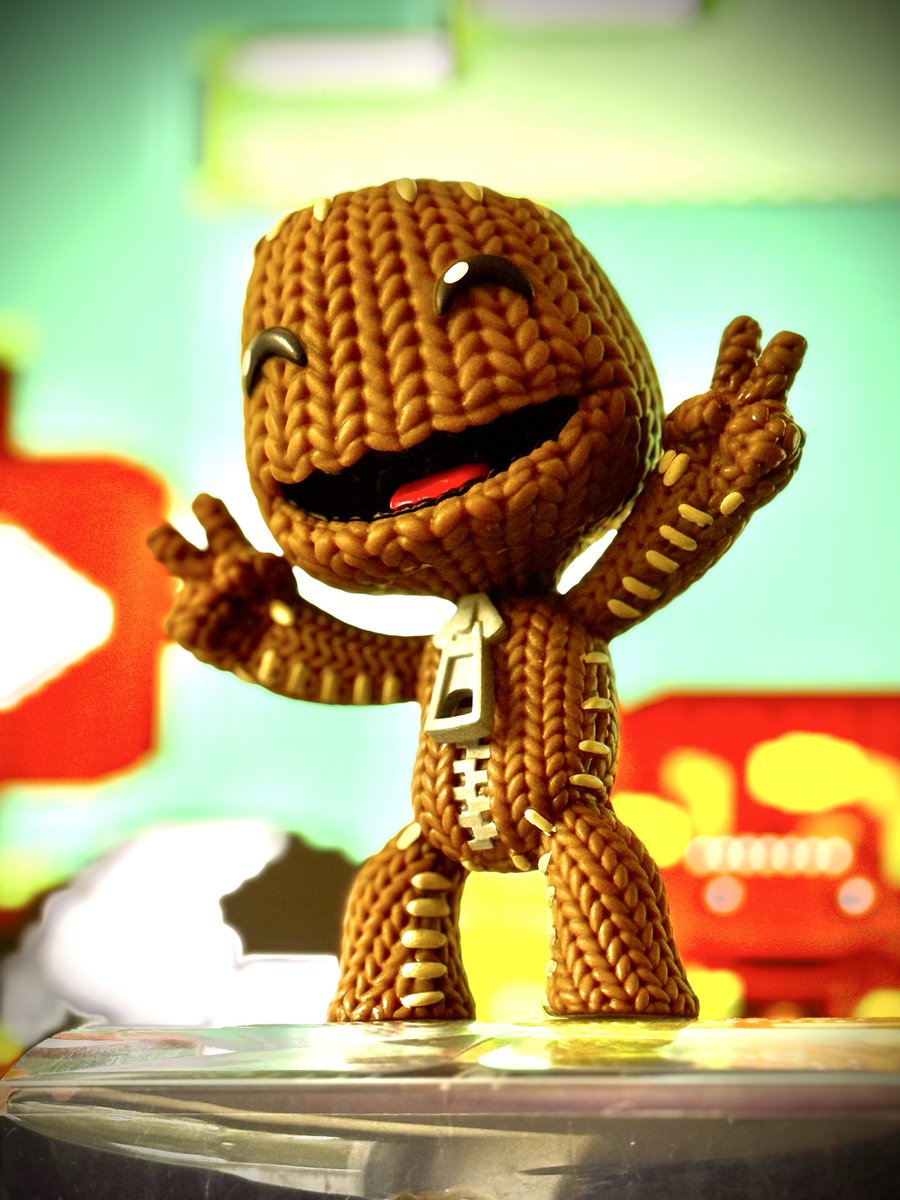 marcoshealey's tweet photo. 18 years ago, I was part of the birthing of two precious beings, happy birthday SackBoy and (well a couple of weeks ago but close) my awesome Son. https://t.co/xgUlWViYzb