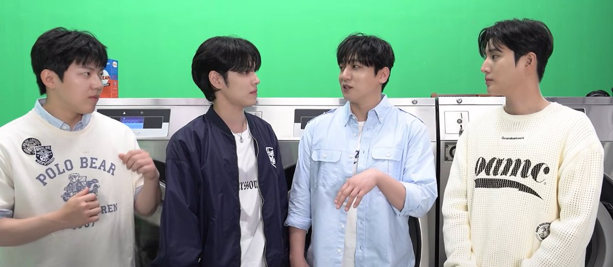 King_808_'s tweet photo. 똔개                       얼딩                  선생님                     반장 https://t.co/Mhp627dBBy