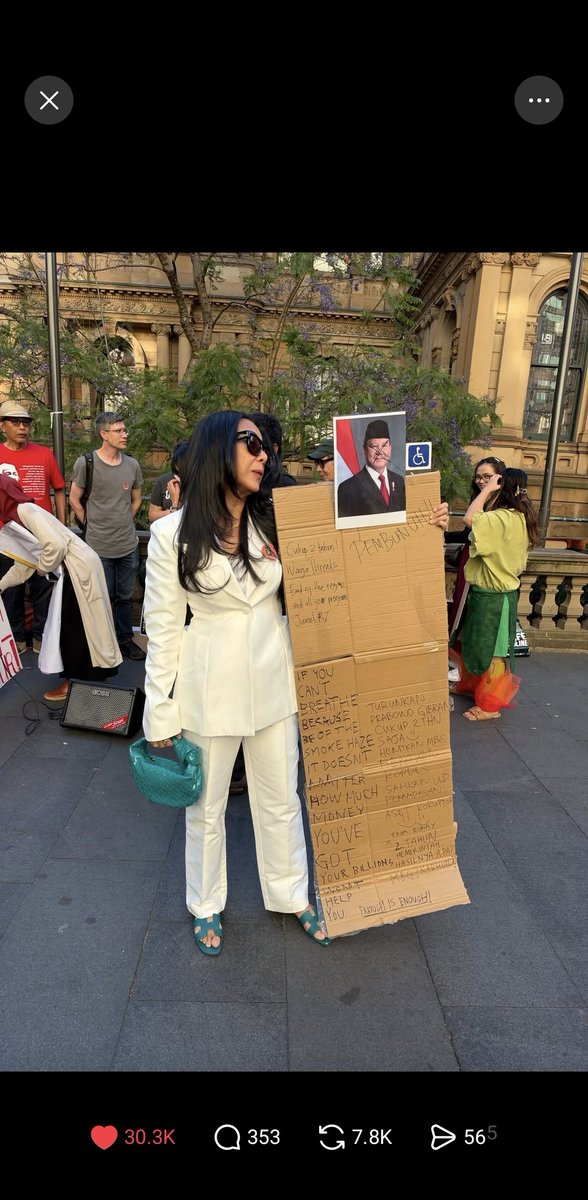 xianzhouzhuming's tweet photo. Para buzzer seketika terdiam ketika org have bersuara dengan menenteng Bottega, berdiri diatas Hermes dan bersuara dari negeri orang. Salut utk jamel.r7 🙏🏼 https://t.co/HoMbqz41Gv