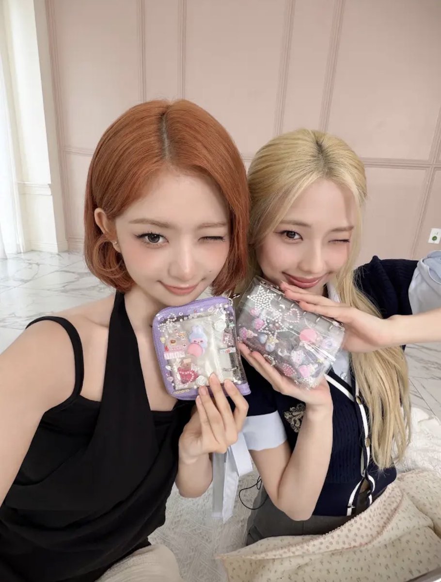 rxukxa's tweet photo. 아미친    루카 따라해볼레이 나오나봐… 💖💖💖💖💖💖💖💖💖💖💖💖💖💖💖💖💖💖💘💖💖💖💖 https://t.co/8bbZ9geQMT