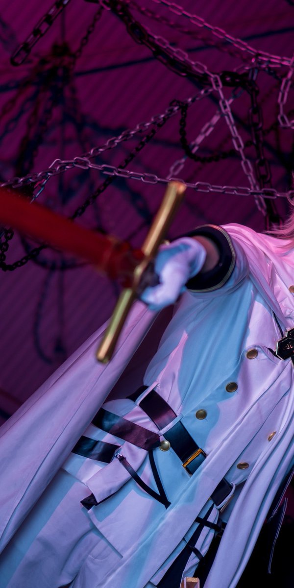 minalinsky_love's tweet photo. Cos 🩸 終わりのセラフ

百夜ミカエラ

                「優ちゃんを返せ！」

📸@mofumofu_usapo 

#cosplay 
#SeraphoftheEnd 
#终结的炽天使 https://t.co/nr71SODdVM