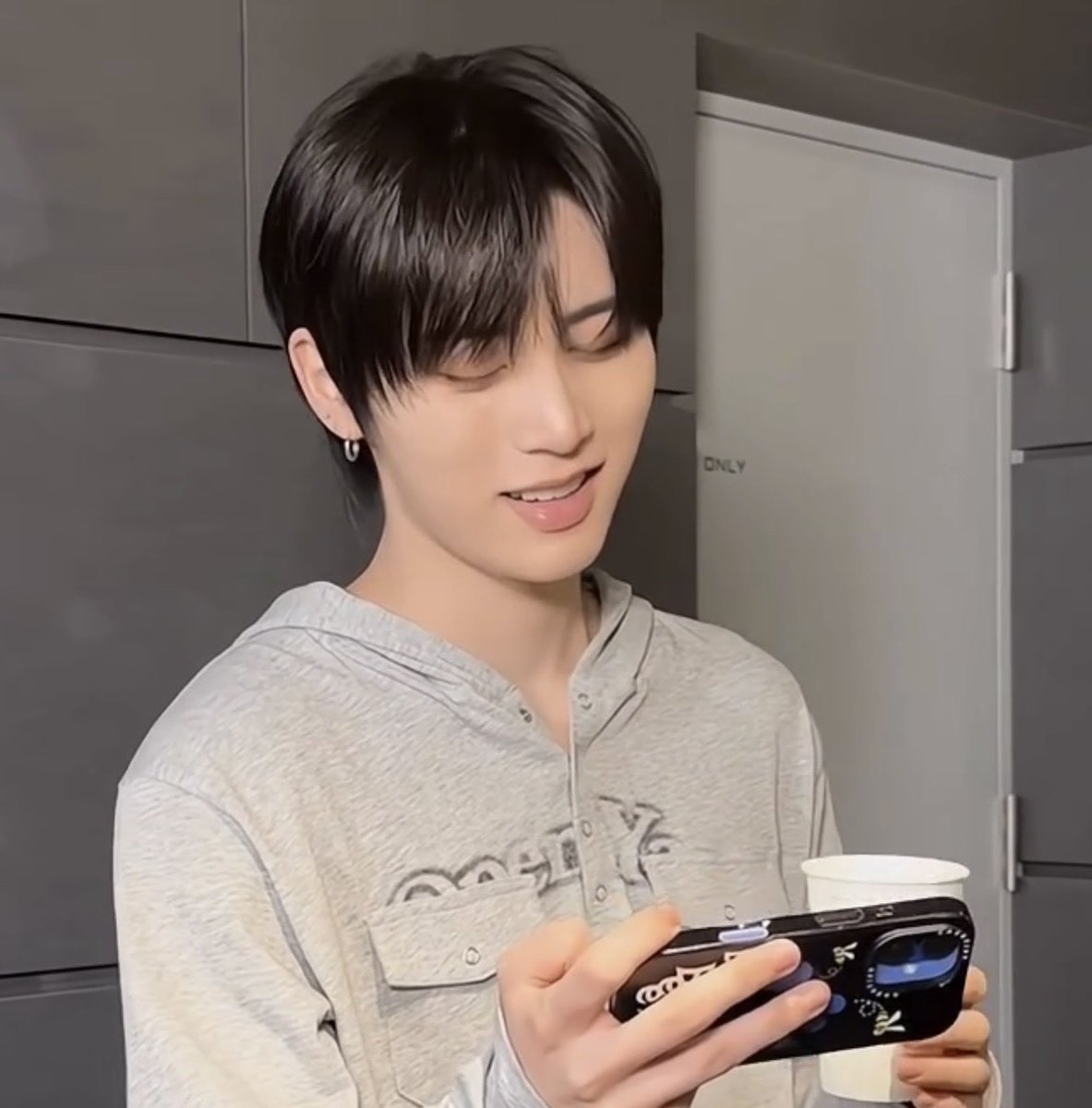 ilovebaeybe's tweet photo. 왜케뽀둥아기모찌미잇지 https://t.co/4zLR3gFPsq
