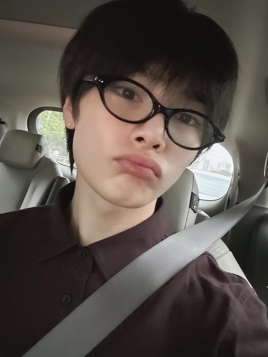 daesxie's tweet photo. ♡(੭´͈ ⎚ ω ⎚ `͈)੭ https://t.co/BCoXihrEQ7