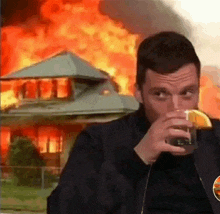AliceDance72640's tweet photo. me in the psych ward sitting quietly while my roomate is doing a ritual with her imaginary friend and trying to set our room on fire: https://t.co/exq4gQFLKU