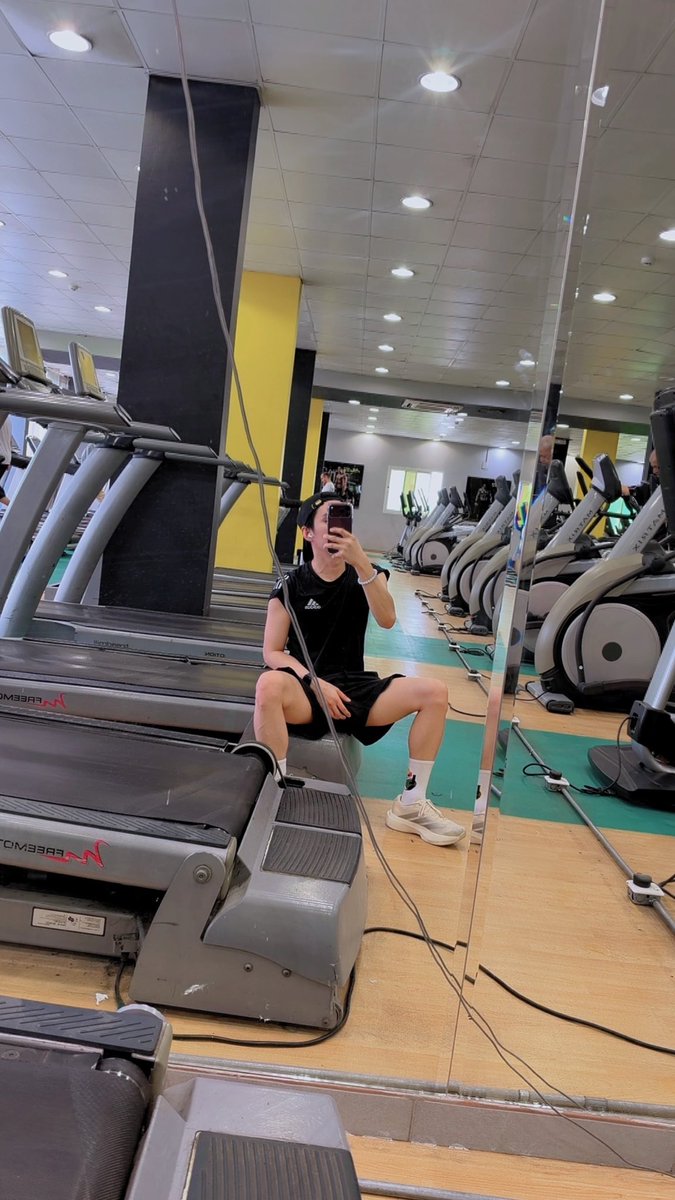 HaraBoth89949's tweet photo. Happy Wednesday Riyadh 👋🫶

Its time to go gym want join with me 🇹🇭🇸🇦🫶💪🏋️🤸 https://t.co/qMJEI6JyQO