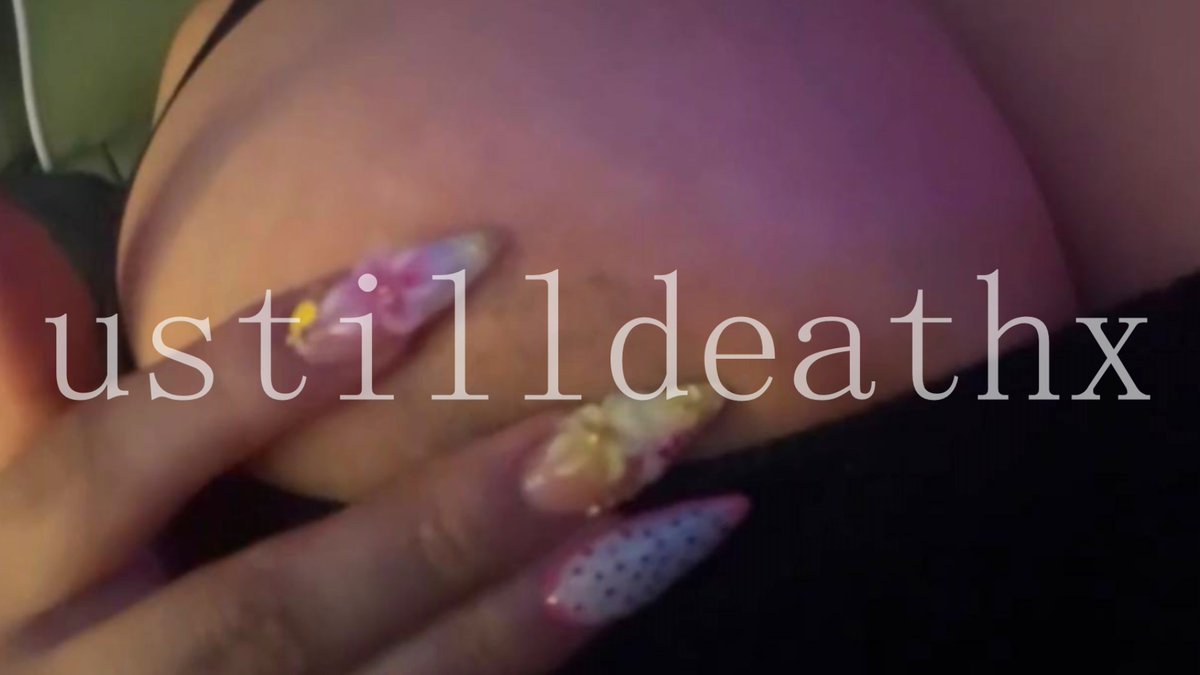 ustilldeathx's tweet photo. new nailz https://t.co/qbHB6fO3Wj