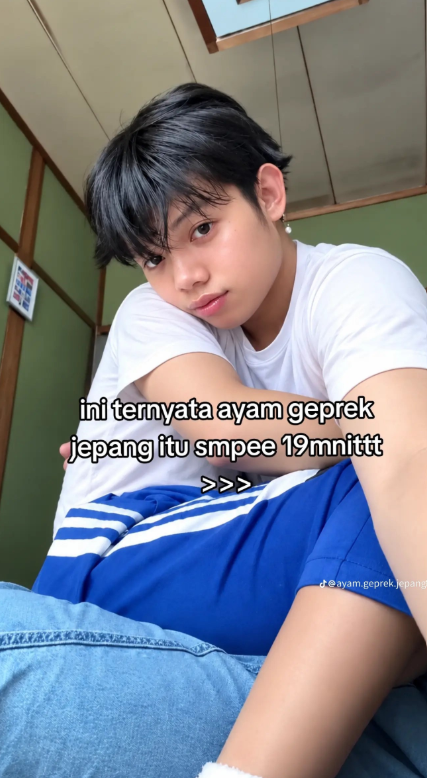 vziunts's tweet photo. ASUPAN FOLDER PRIBADI YANG LAGI RAME NIH 🫰
1.Ayam Geprek Jepang
https://t.co/Cpym6pN1wZ

2.Rok Hijau Viral
https://t.co/IOia3SlcJU

3.Banyuwangi Bilqis 
https://t.co/y3obDAkI6A
Rabu Malam Kamis Hati-hati Demo Anarkis videy uc share vcs https://t.co/IMQKrX1uUr