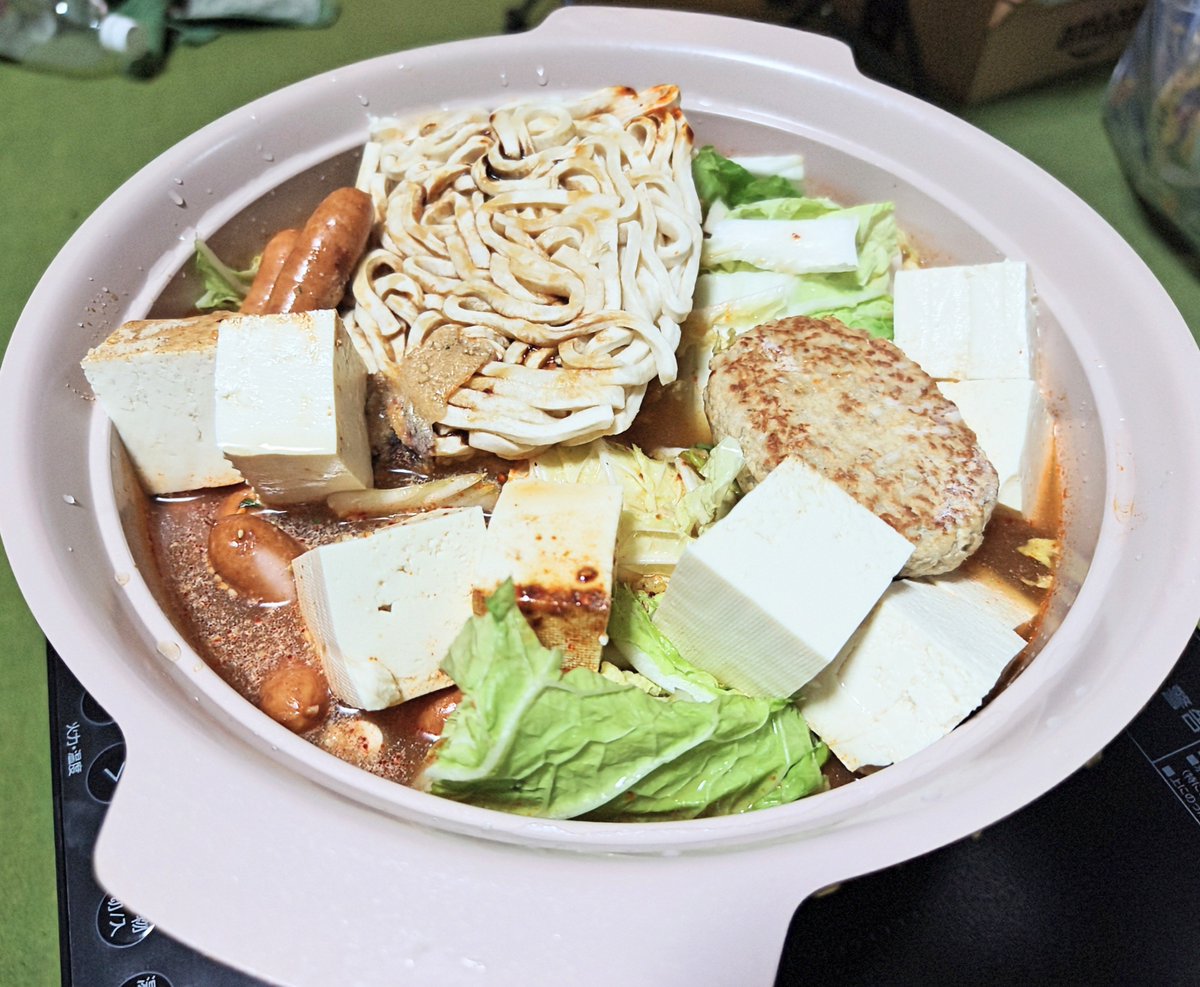 XR100_250's tweet photo. 鍋🍲😏 https://t.co/Jlu1RQ46BF