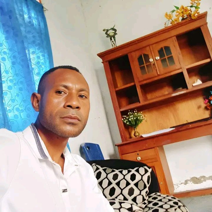 abumelekk's tweet photo. Serba bisa 
Bisa cuki laki² dan bisa cuki perempuan 

Gosi enak gosi besar muka Helper https://t.co/VxCZVbQH1D