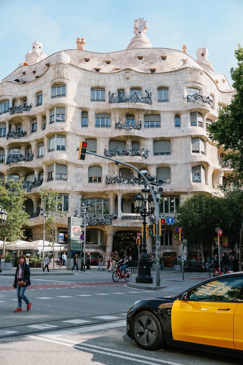 PrettyCitiesX's tweet photo. Barcelona Spain 🇪🇸 https://t.co/ioA2pYZqZd
