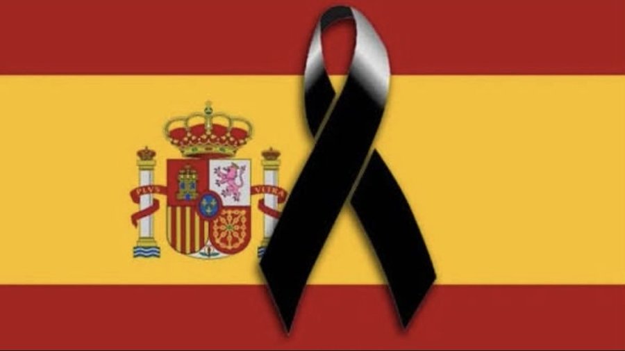 MareAZ4's tweet photo. Que os quede clarito
@PSOE @oscar_puente_ @adif
No nos vamos a olvidar de Adamuz !!
Ahora arrartrareis con #Adamuz + #Urda = #Cárcel https://t.co/S1oxL0YGwg