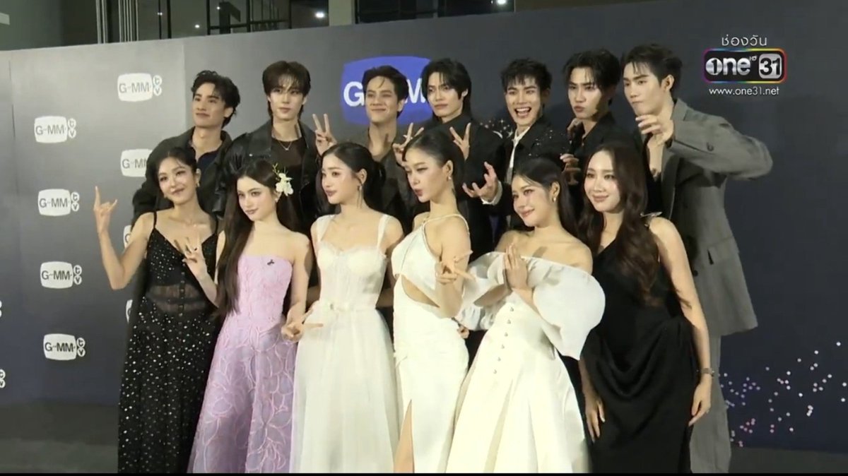 SHTH_archives's tweet photo. Can't wait🫶🏻🫶🏻🫶🏻

#ScarletHeartTH  #ปาฏิหาริย์ข้ามกาลเวลา #tontawan #winmetawin #mynameisnanon #phuwintang #PerthTanapon #fforce_ #tawan_v #Fourthnattawat #MilkPansa #aye_sarun #ciizezphr #parnpeet #primiily https://t.co/V4mtskpjUp