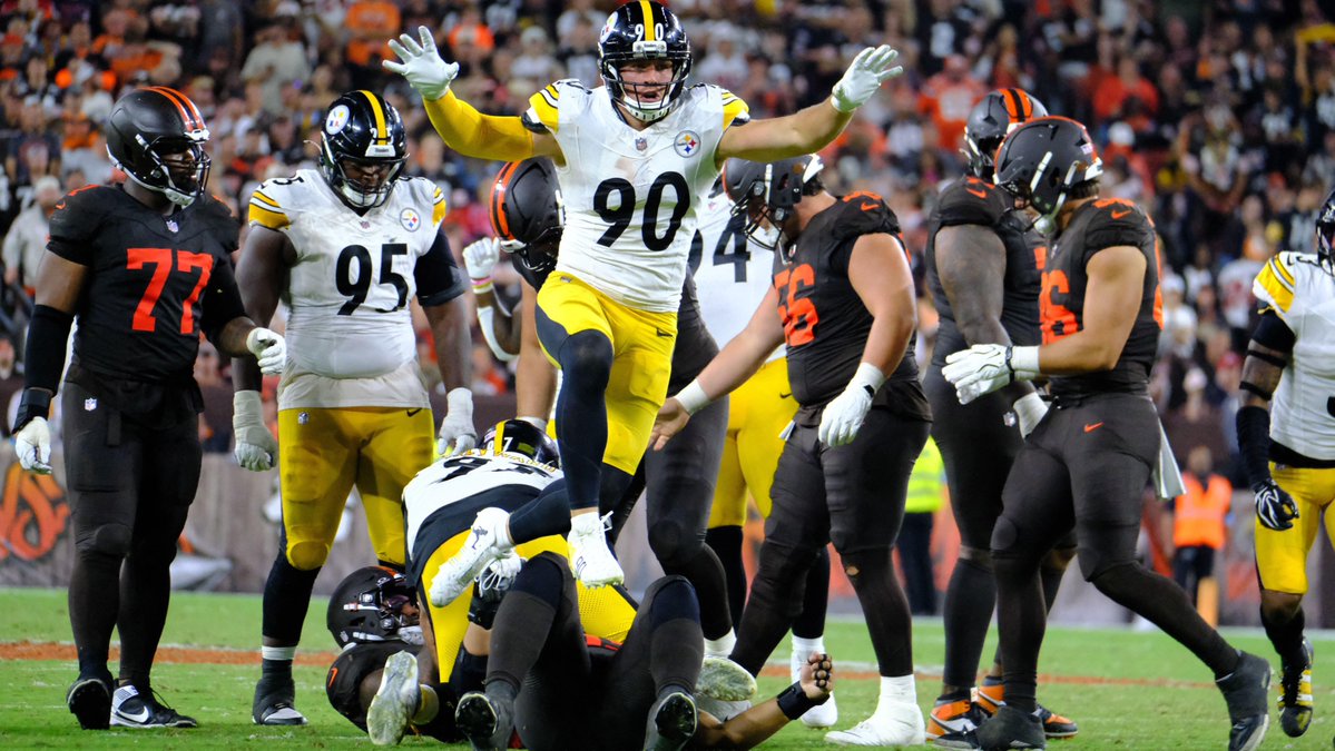 PFF's tweet photo. Highest run defense grade this season

Steelers        82.7
Jaguars          76.3
Bucs               74.6
Vikings           74.6
Rams               71.1 https://t.co/G6mBTWvtyQ