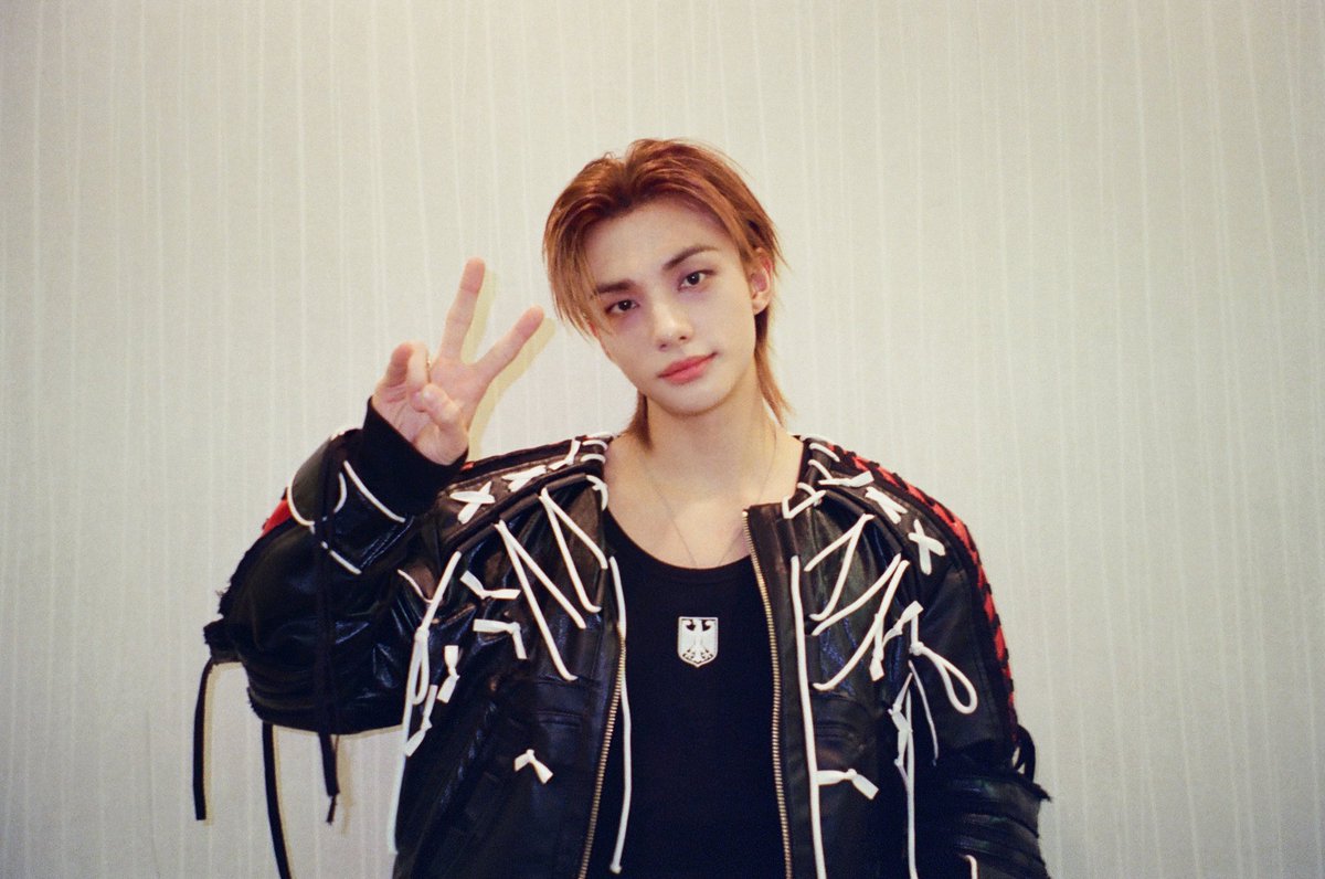 Stray_Kids_JP's tweet photo. Stray Kids JAPAN 4th Mini Album『SUIATSU』

SPECIAL ZINE Preview 2

2026.11.25(Wed) Release

🪼 Special Site
https://t.co/FEUfKvdsiF

#StrayKids
#スキズ
#スキズ_4th_Mini
#JAPAN_4th_Mini_Album
#SKZ_SUIATSU https://t.co/HCINBgadPa