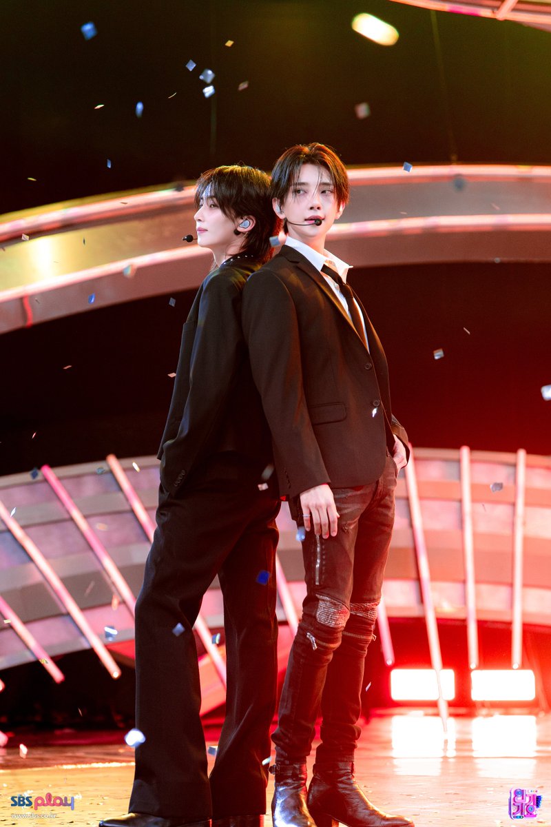 updatingsvt's tweet photo. [MUSIC SHOW] 261028 JEONGHAN x JOSHUA '12 o'clock' on Inkigayo | On Site Photos

JxJ

#JEONGHAN #정한 
#JOSHUA #조슈아 https://t.co/pcQAYvuZap