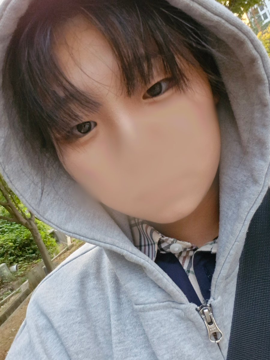 EWs6Edp5JS19752's tweet photo. #코스어_𝕏친소 #코스어_트친소 #코스어_𝕏트친소 
미자 코스어입니다!! 잡식성이라서 모든 장르 다 봐요~ 수코 끝난 기념으로 트친소 열어요!! 지하돌도 좋아하구 그냥 아이돌 보카로 등등 노래쪽도 좋아합니다!! 트친들 인알많이 해줘💕💕 https://t.co/2By2rqcins